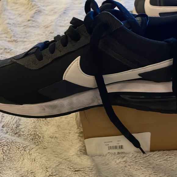 Nike Air Max Pre-Day Black and White Size 12 - Picture 9 of 15